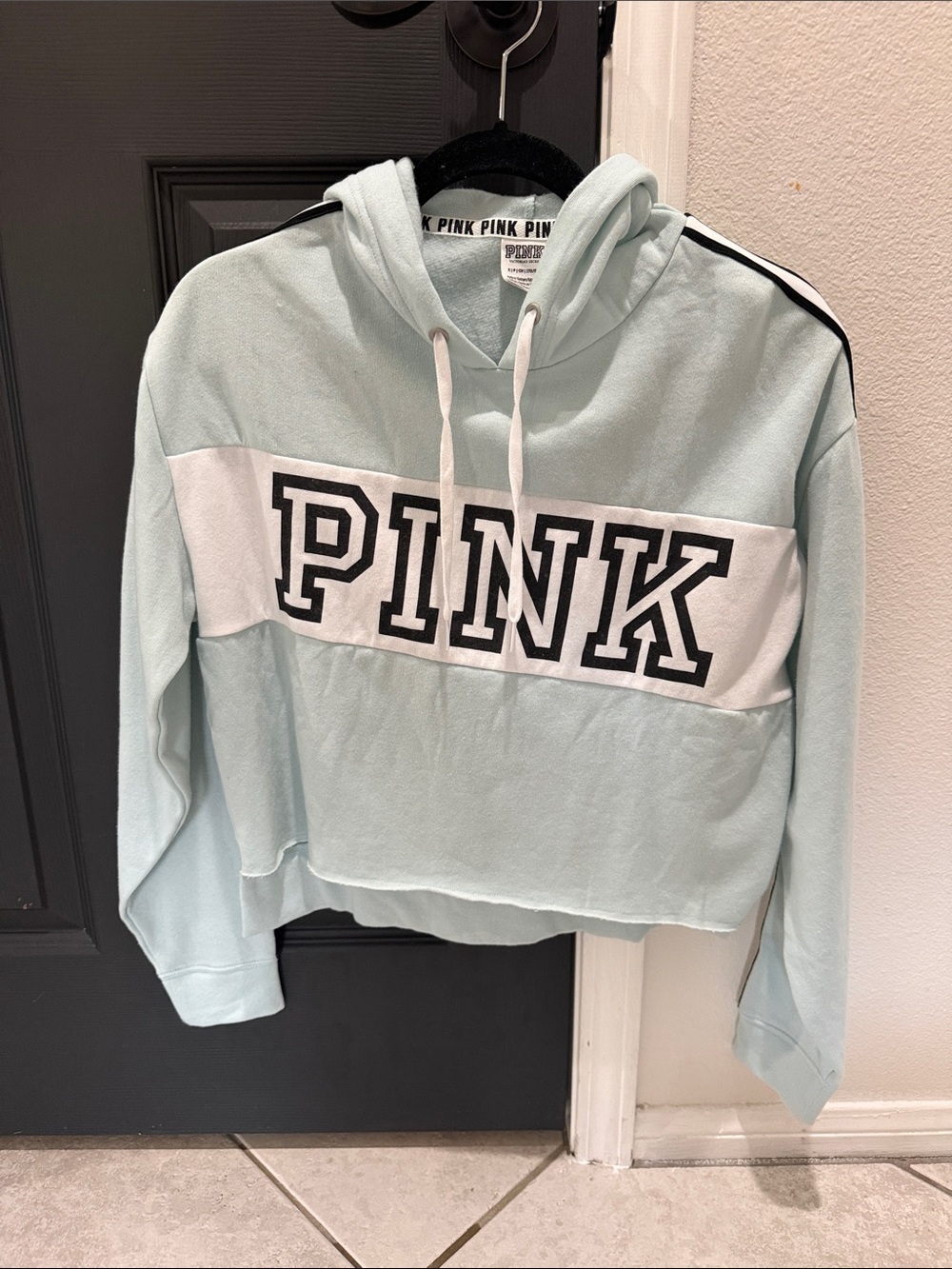 New Victoria's Secret PINK Pullover Hoodie size S